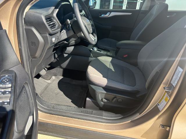 Certified 2020 Ford Escape SE image 11