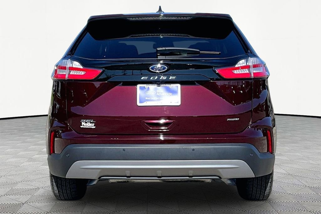 Certified 2024 Ford Edge SEL w/ Convenience Package AWD/4WD image 3