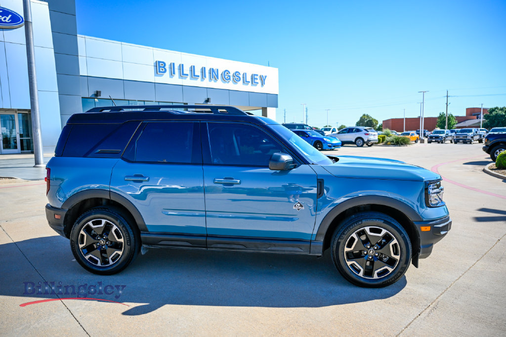 Certified 2023 Ford Bronco Sport Outer Banks AWD/4WD image 8