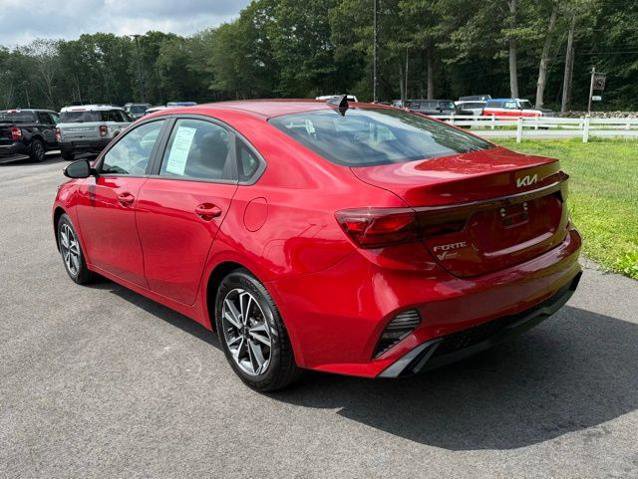 Used 2023 Kia Forte LXS w/ LXS Technology Package image 5