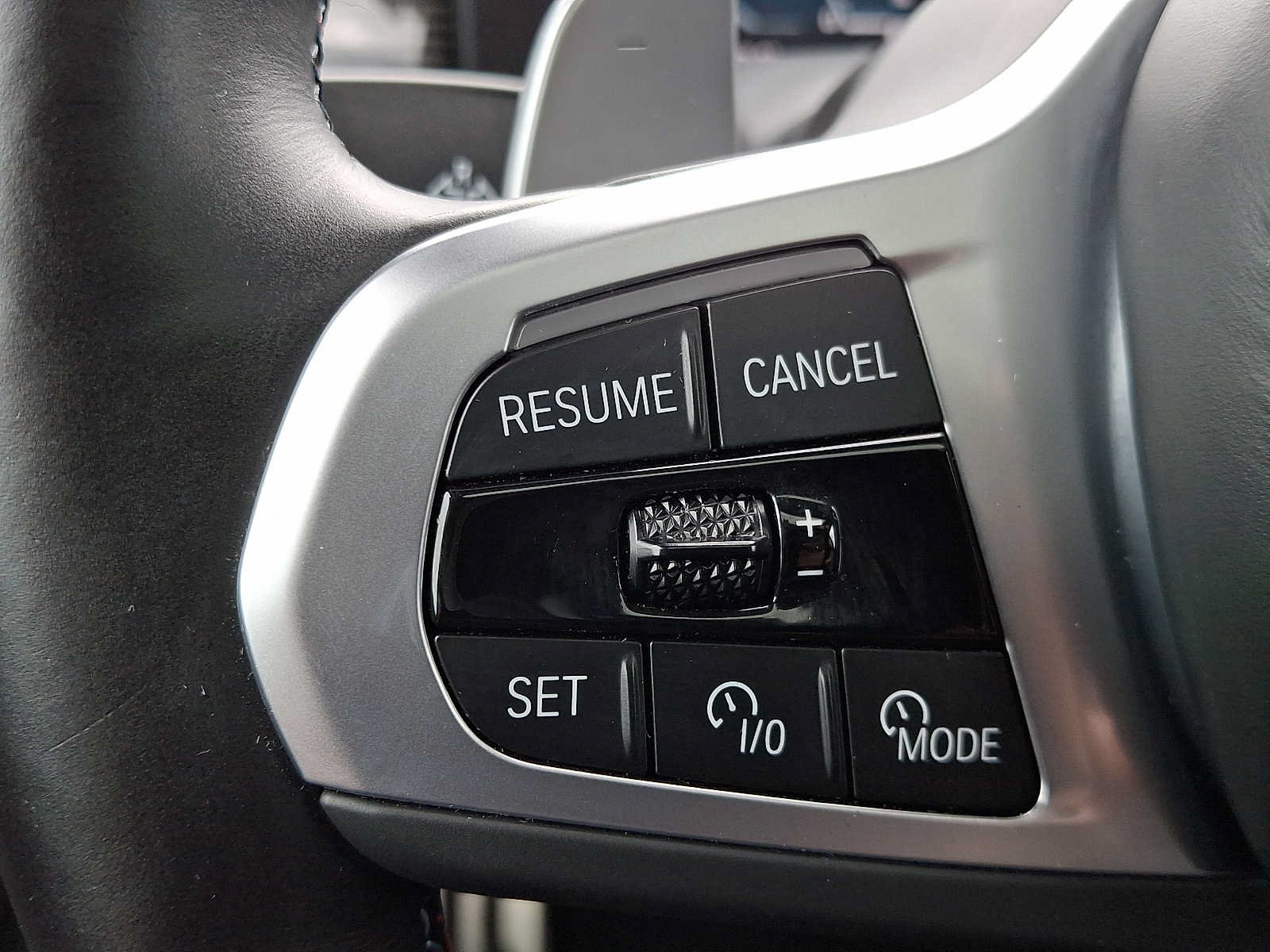 Used 2025 BMW X7 M60i AWD/4WD image 24