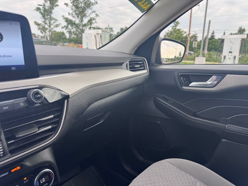 Certified 2021 Ford Escape SE w/ Convenience Package AWD/4WD image 17