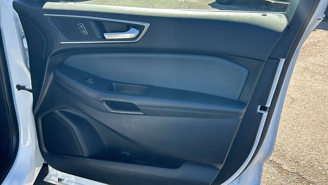 Certified 2022 Ford Edge SEL w/ Sport Appearance Package image 10