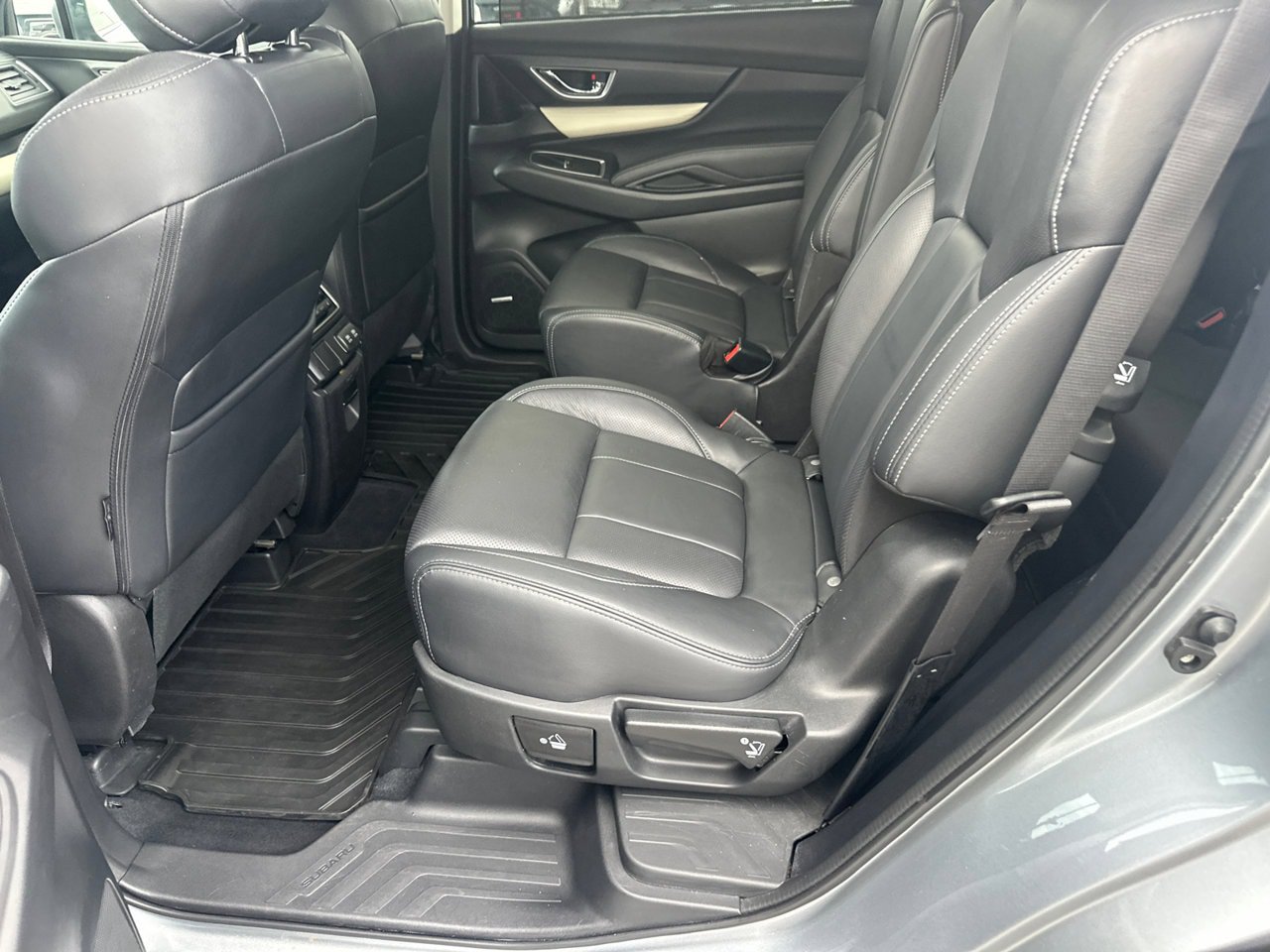 Used 2021 Subaru Ascent Limited w/ Technology Package AWD/4WD image 23