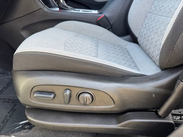 Used 2022 Chevrolet Equinox LS w/ LS Convenience Package image 15