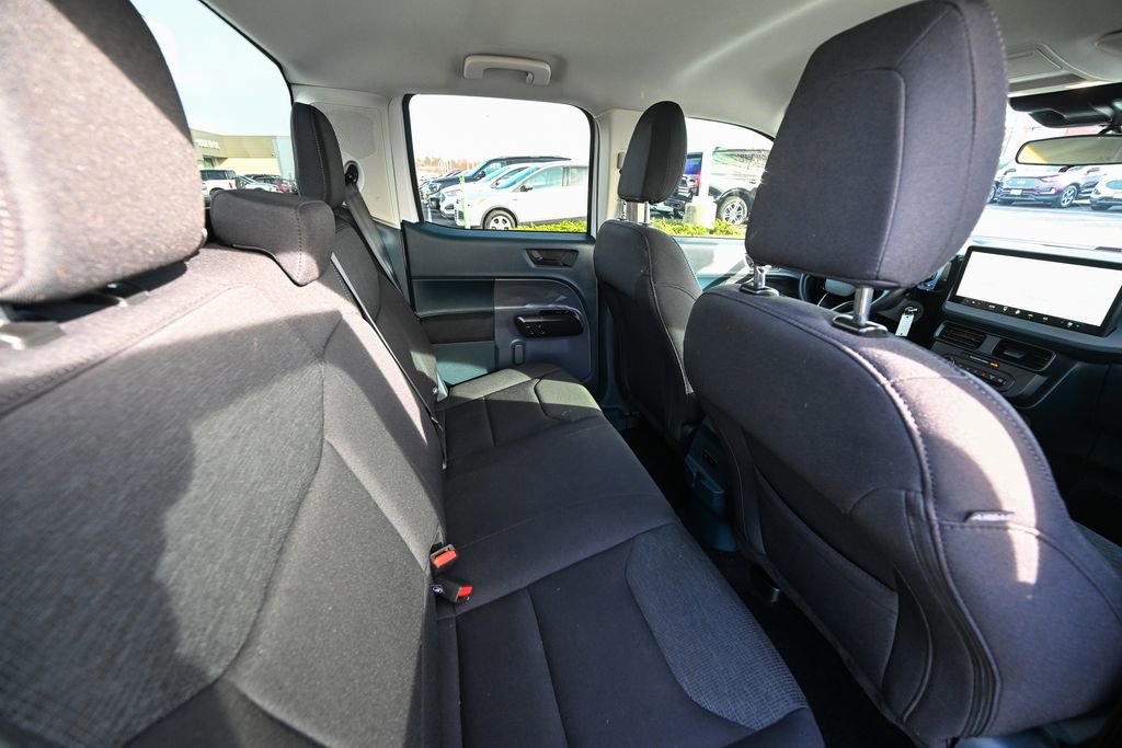 Certified 2025 Ford Maverick XL image 30