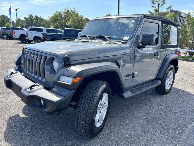 Used 2022 Jeep Wrangler Sport AWD/4WD image 8