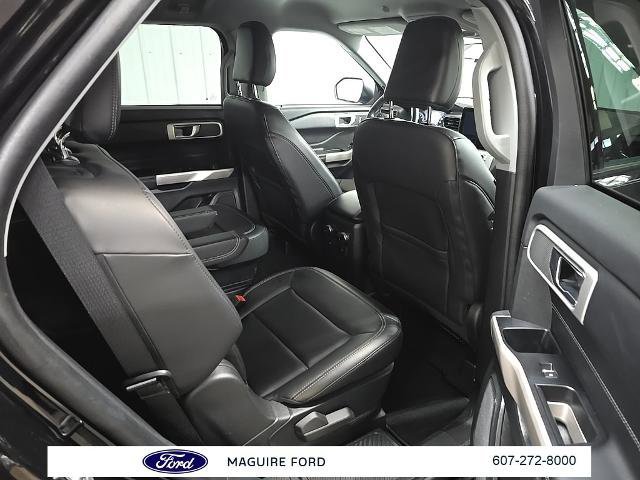 Certified 2022 Ford Explorer XLT w/ Equipment Group 202A image 17