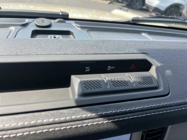 Certified 2025 Ford Bronco Outer Banks AWD/4WD image 36