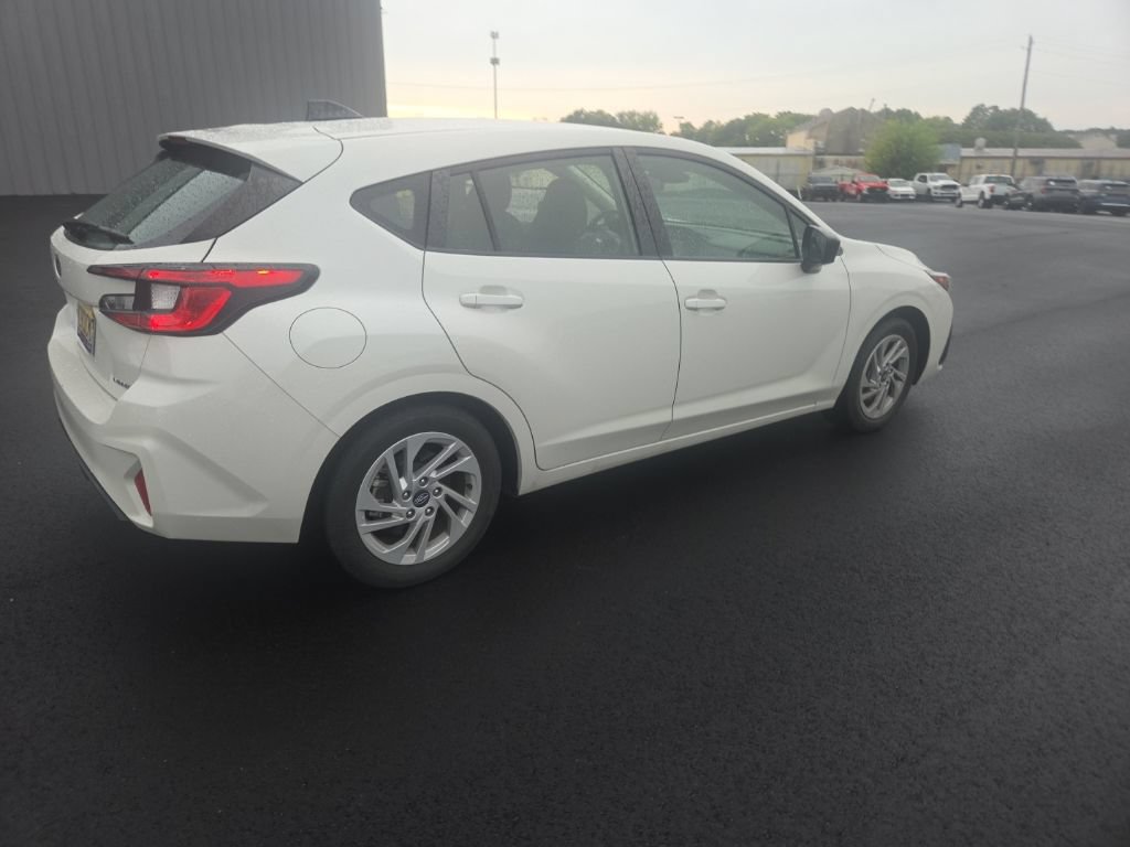 Used 2024 Subaru Impreza 2.0i AWD/4WD image 8
