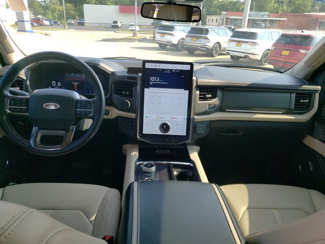Certified 2023 Ford Expedition Platinum AWD/4WD image 18