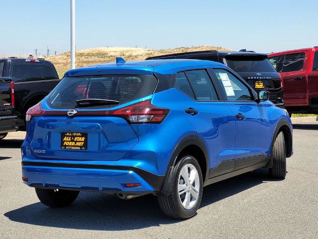 Used 2024 Nissan Kicks S FWD image 4