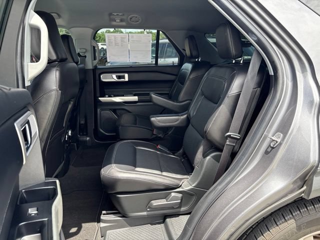 Certified 2022 Ford Explorer Limited w/ Equipment Group 301A RWD image 24