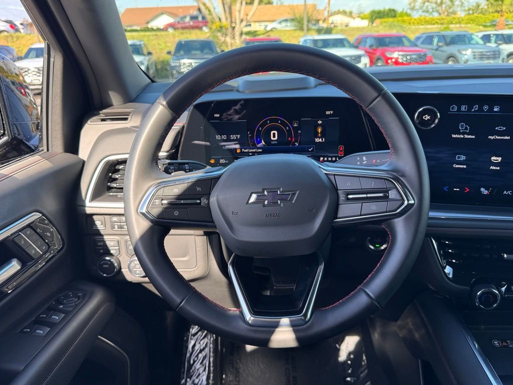 Used 2025 Chevrolet Suburban RST image 22