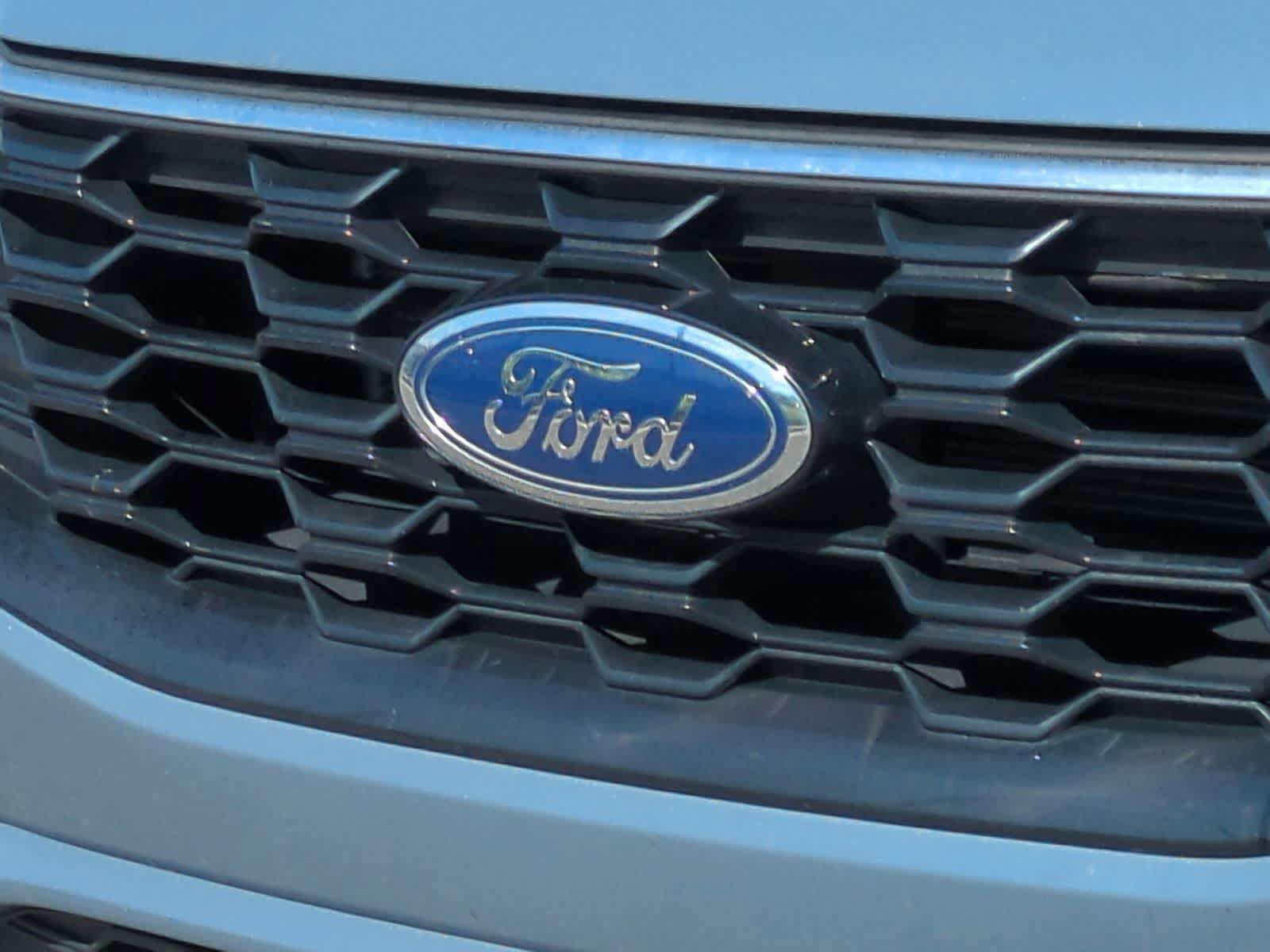 Certified 2024 Ford Escape ST-Line w/ Tech Pack #1 AWD/4WD image 12