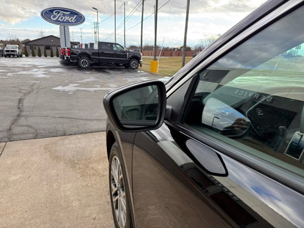 Certified 2022 Ford Escape SEL image 22