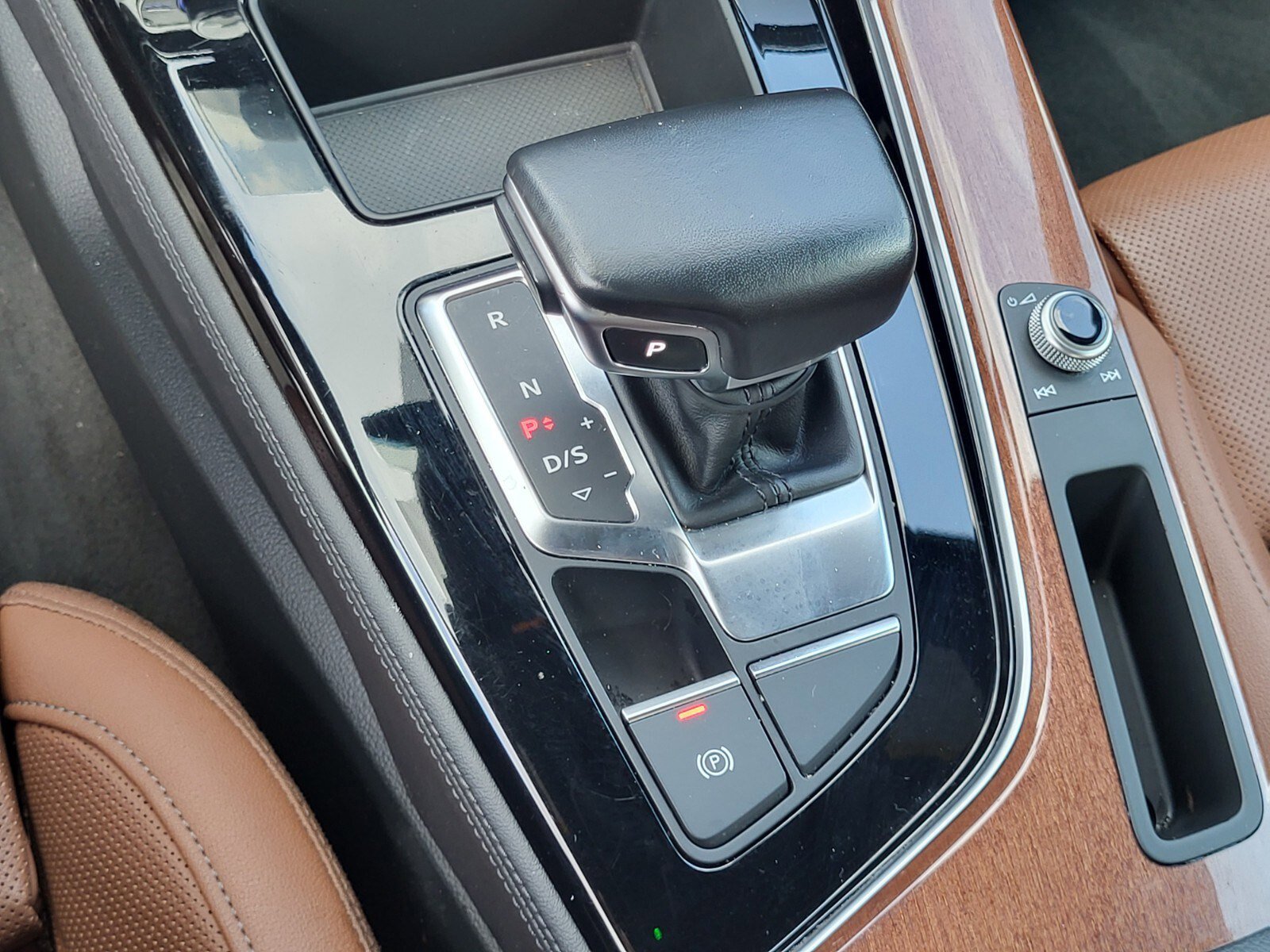 Used 2022 Audi A5 2.0T Premium Plus w/ Premium Plus AWD/4WD image 26