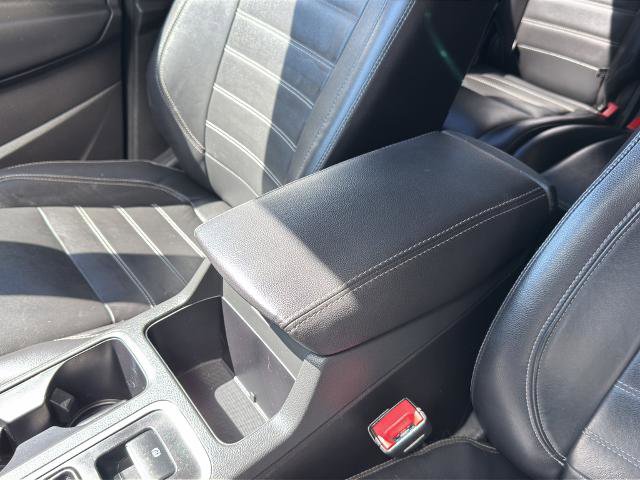 Certified 2018 Ford Escape Titanium w/ Ford Safe & Smart Package AWD/4WD image 29