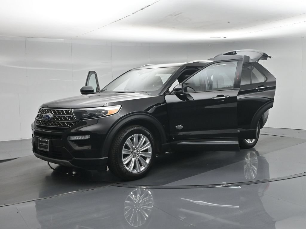 Certified 2023 Ford Explorer King Ranch w/ Technology Package AWD/4WD image 38