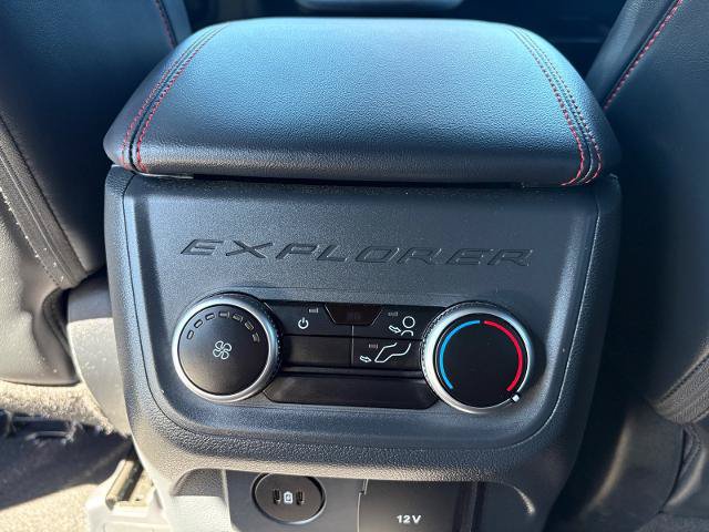 Certified 2025 Ford Explorer ST-Line AWD/4WD image 33