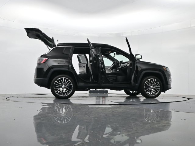 Used 2023 Jeep Compass Limited AWD/4WD image 54