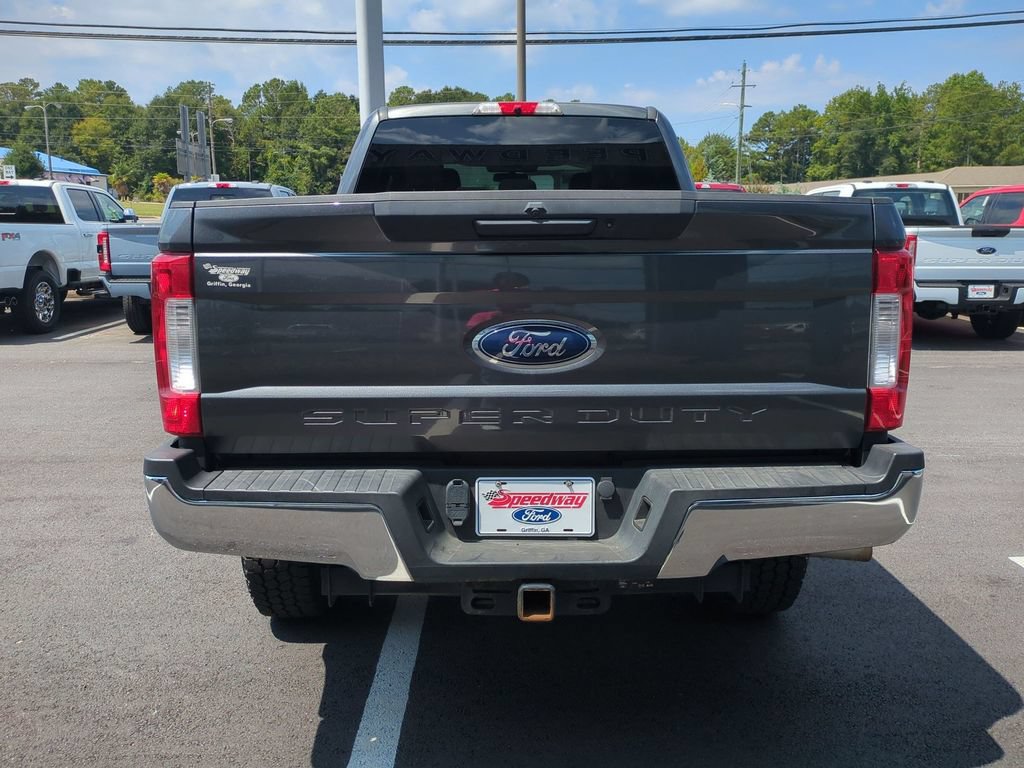 Certified 2019 Ford F250 XL w/ STX Appearance Package AWD/4WD image 8