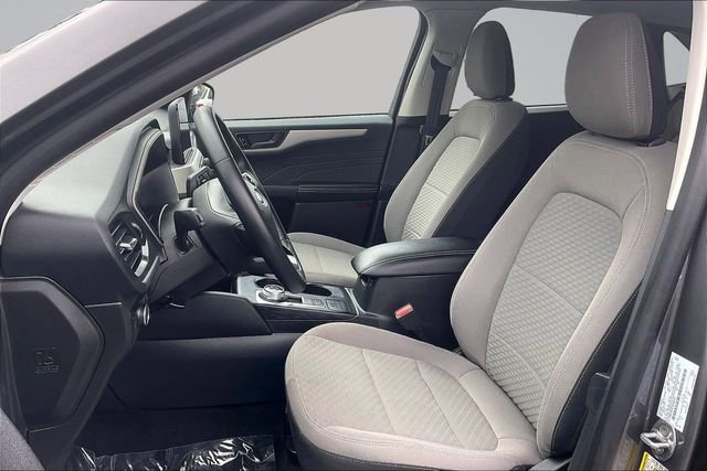 Certified 2022 Ford Escape SE w/ SE Sport Appearance Package image 24