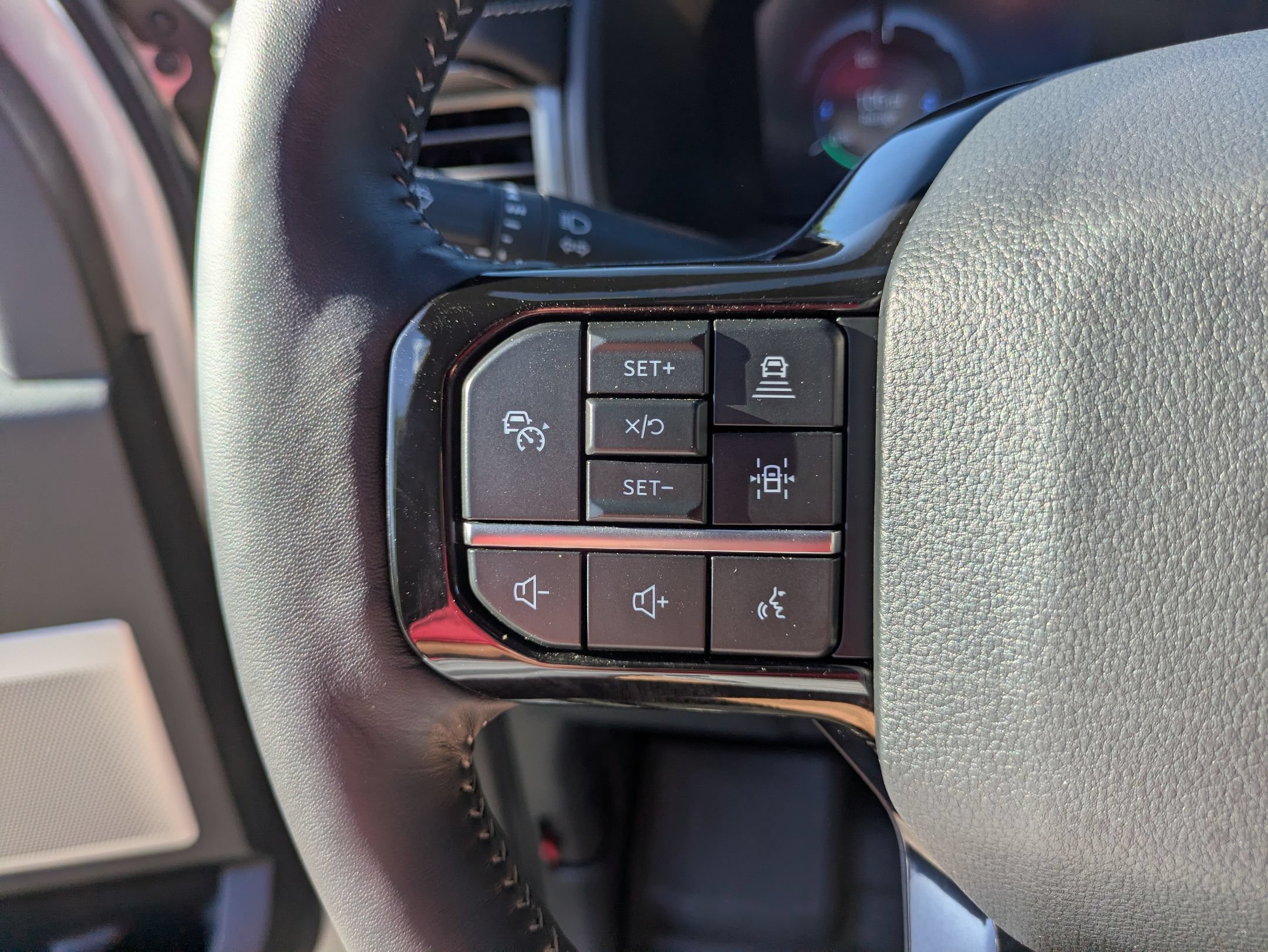 Certified 2025 Ford F150 Lightning Platinum AWD/4WD image 19
