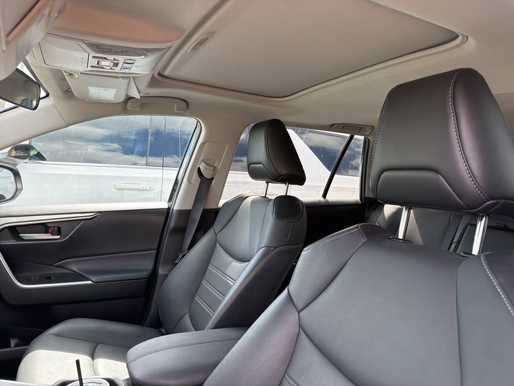 Used 2023 Toyota RAV4 XLE Premium FWD image 6