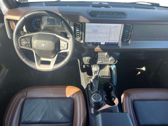 Certified 2022 Ford Bronco Outer Banks w/ Sasquatch Package AWD/4WD image 13