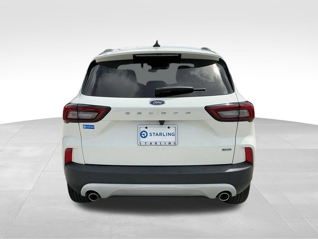 Certified 2023 Ford Escape SE FWD image 4