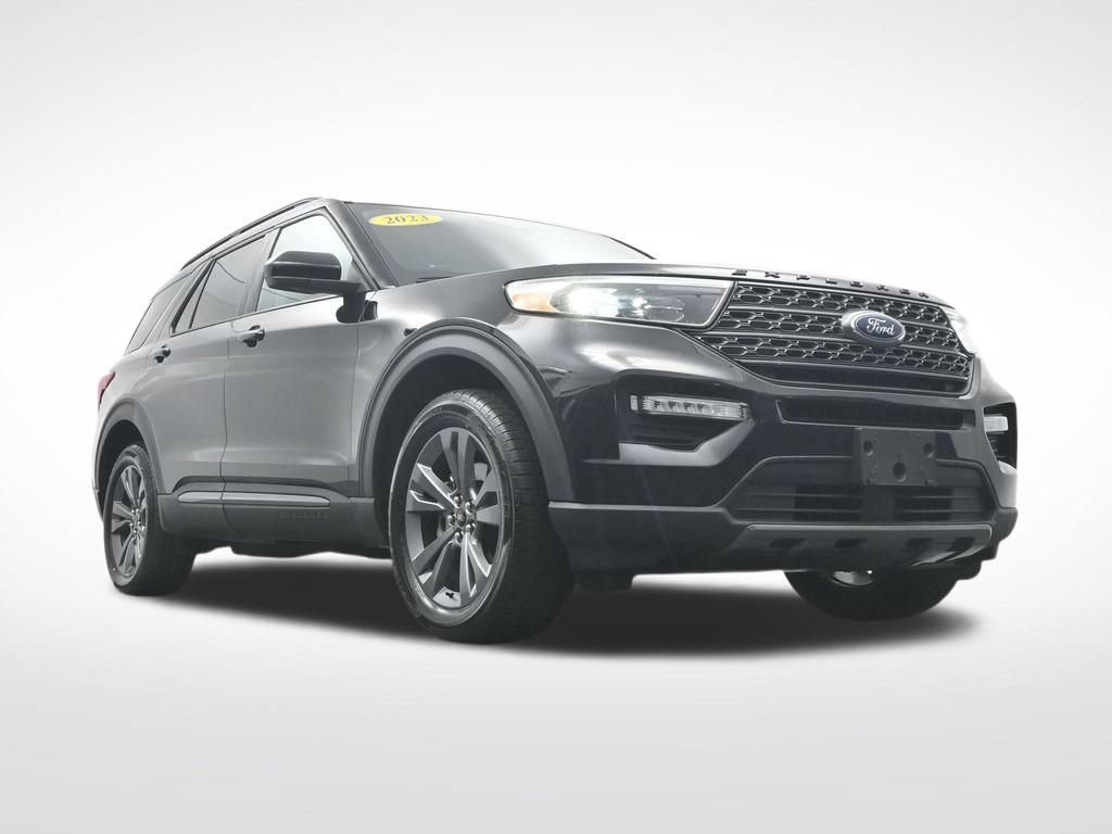 Certified 2023 Ford Explorer XLT w/ Equipment Group 202A AWD/4WD image 34