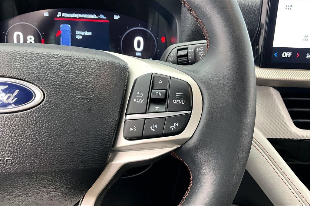 Certified 2025 Ford Explorer Active w/ Active Comfort Package AWD/4WD image 19