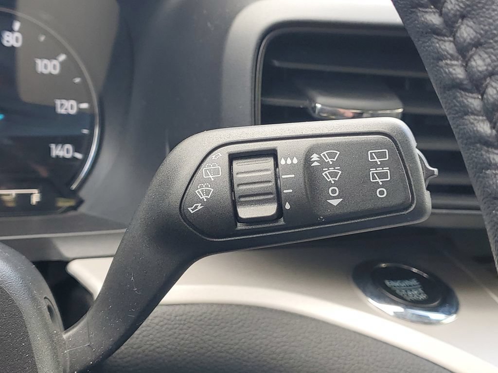 Certified 2024 Ford Explorer XLT AWD/4WD image 26