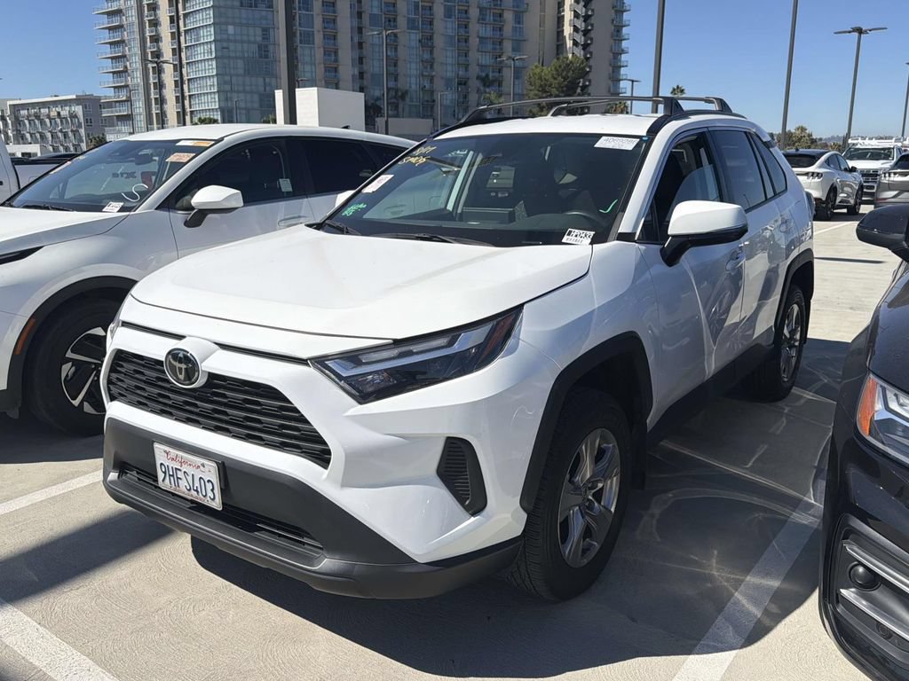 Used 2023 Toyota RAV4 XLE FWD image 14