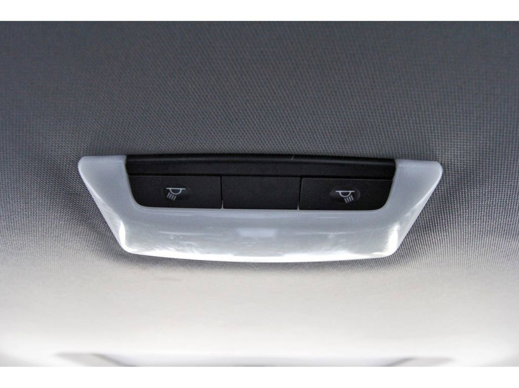 Used 2024 Nissan Altima 2.5 SR w/ SR Premium Package FWD image 16