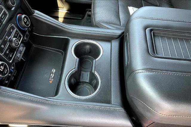 Used 2023 Chevrolet Suburban High Country RWD image 25