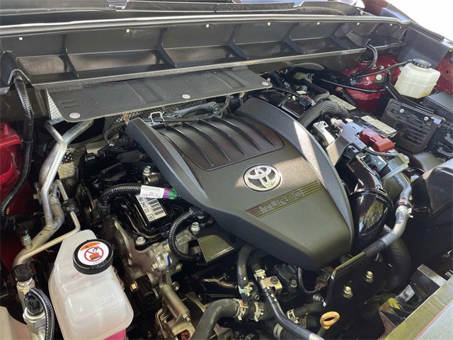 Used 2023 Toyota Highlander Platinum image 38