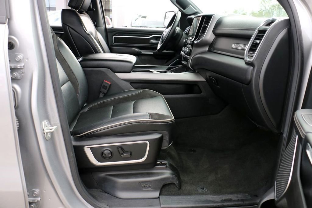 Used 2024 RAM 1500 Laramie image 32