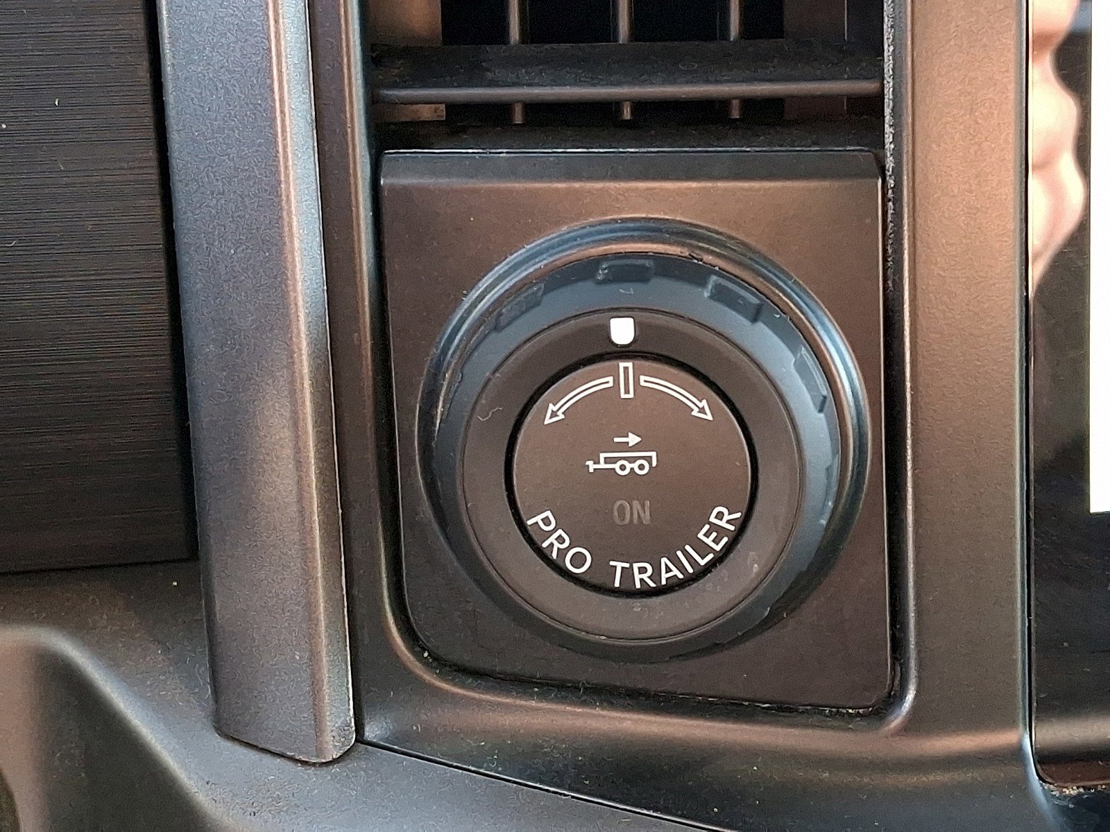 Certified 2024 Ford F150 XLT w/ Mobile Office Package image 23