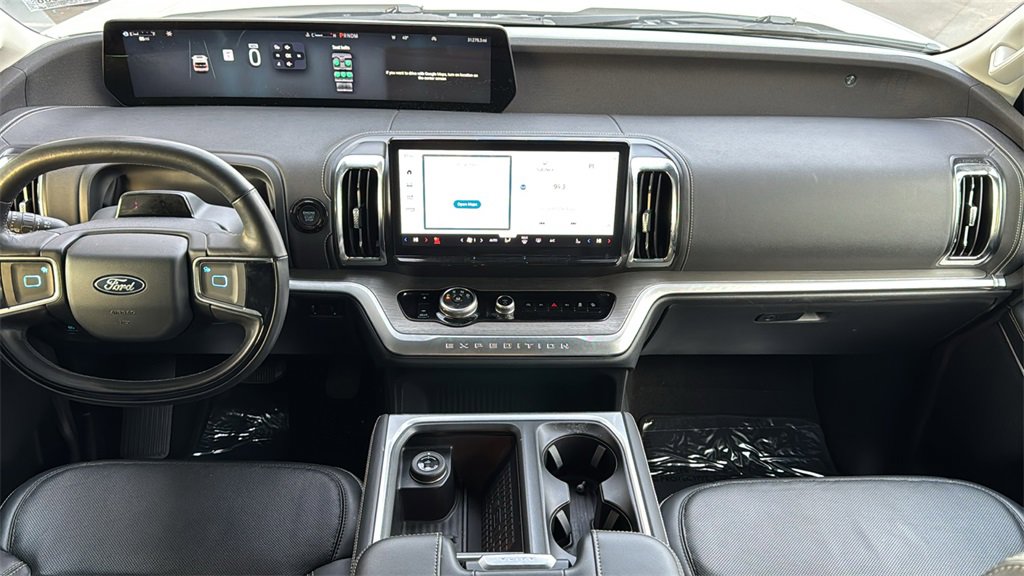 Certified 2025 Ford Expedition Max Platinum image 10