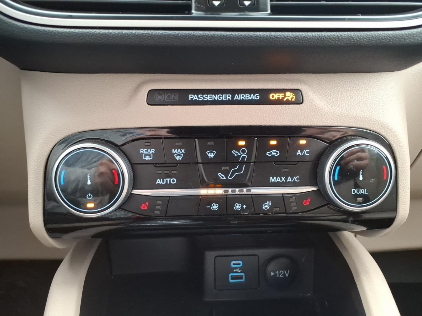 Certified 2022 Ford Escape SEL FWD image 25
