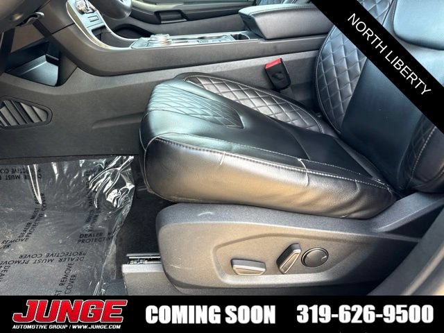 Certified 2024 Ford Edge Titanium AWD/4WD image 5
