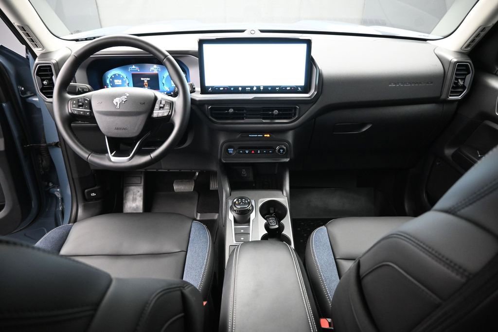 Certified 2025 Ford Bronco Sport Outer Banks w/ Outer Banks Tech Package+ AWD/4WD image 22