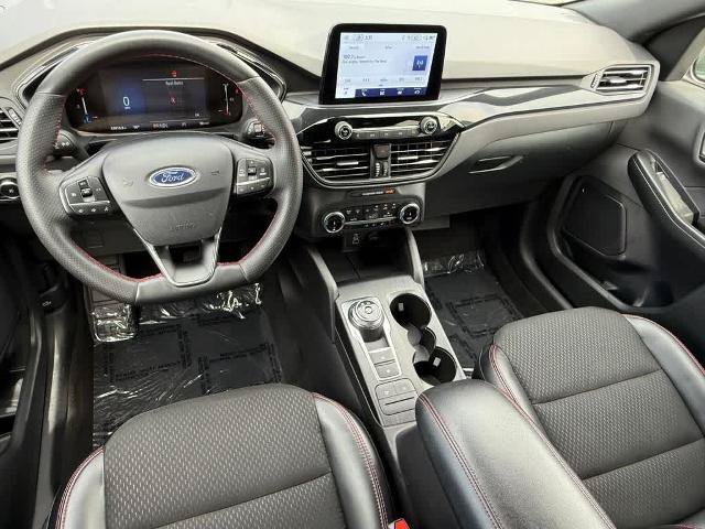 Certified 2025 Ford Escape ST-Line Select AWD/4WD image 12