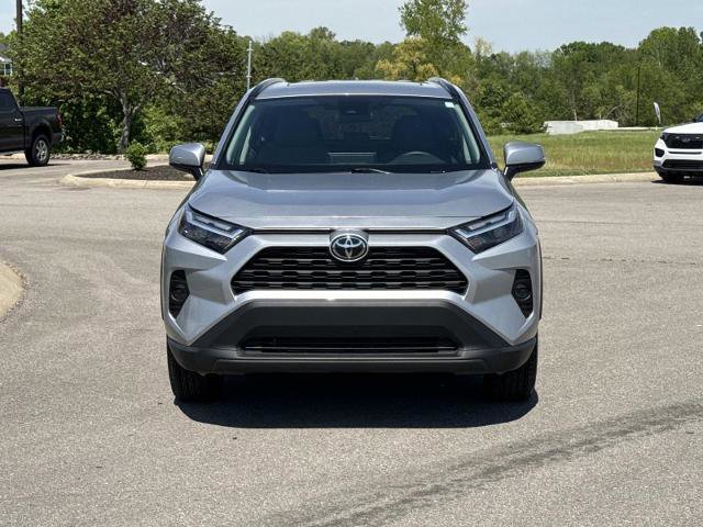 Used 2025 Toyota RAV4 XLE w/ Convenience Package AWD/4WD image 2