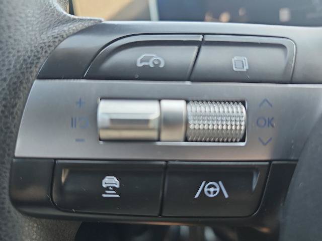Used 2025 Hyundai Tucson SEL FWD image 17