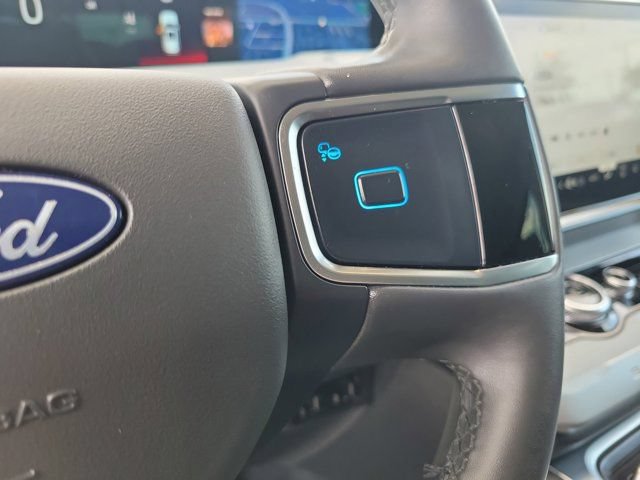 Certified 2025 Ford Expedition Active RWD image 29