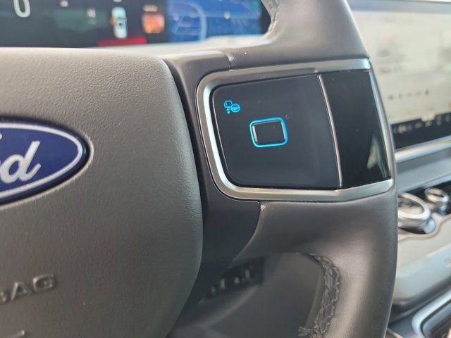 Certified 2025 Ford Expedition Active RWD image 29