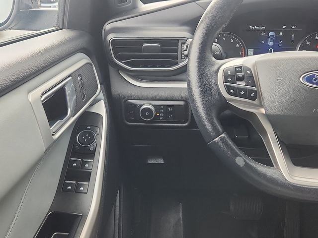 Certified 2023 Ford Explorer XLT w/ Equipment Group 202A AWD/4WD image 12